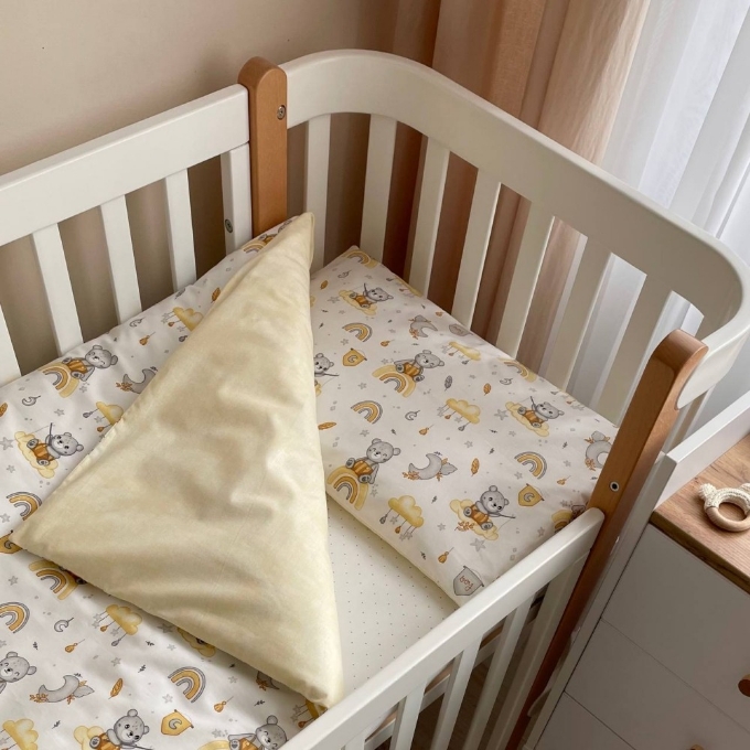 Set lenjerie de schimb pentru patut bebe 3 piese Mix Bear galben (2)